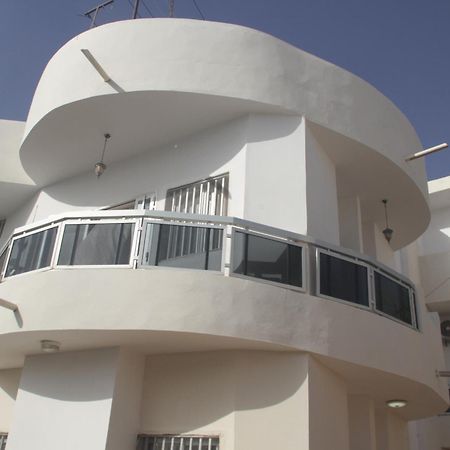 "La Coquille", Joli Loft, Moderne, Propre, Sur Et Calme Au Coeur De Saly Apartment Exterior photo