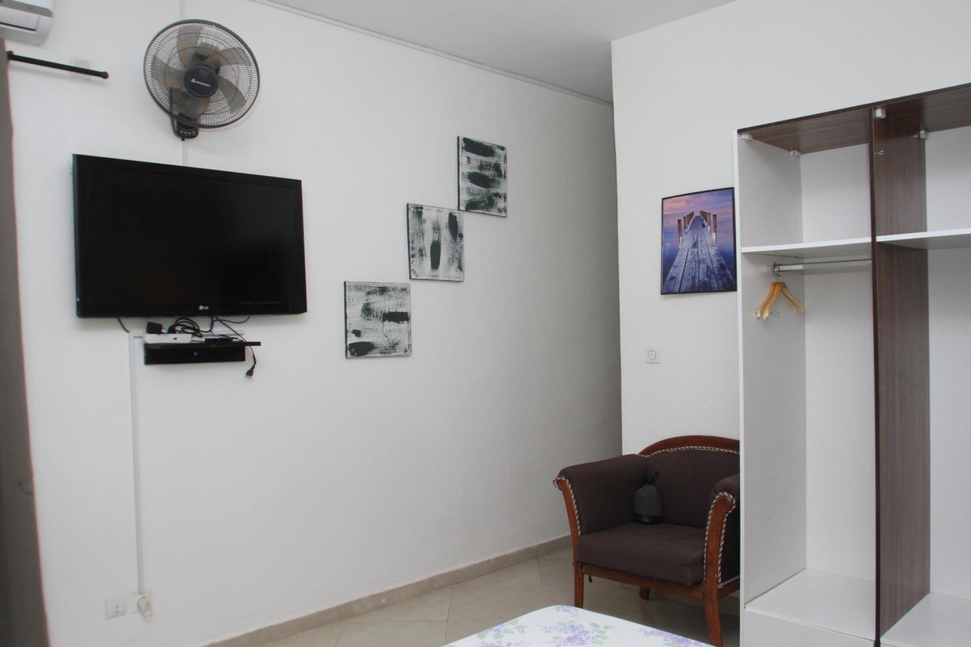 "La Coquille", Joli Loft, Moderne, Propre, Sur Et Calme Au Coeur De Saly Apartment Exterior photo